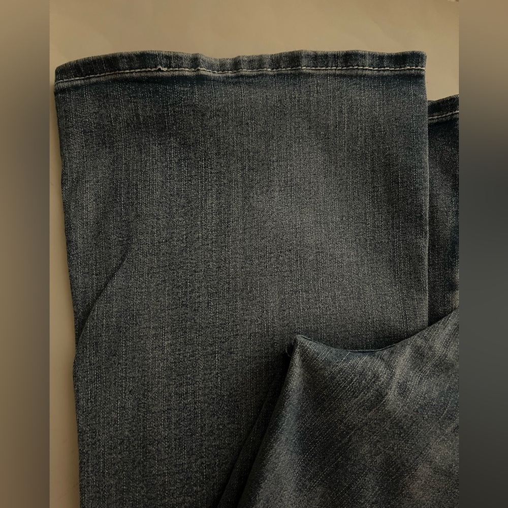 Sky Women’s Size 16 Jeans with Winged Heart Pocket, Wing on Each Side at Front - Picture 4 of 15